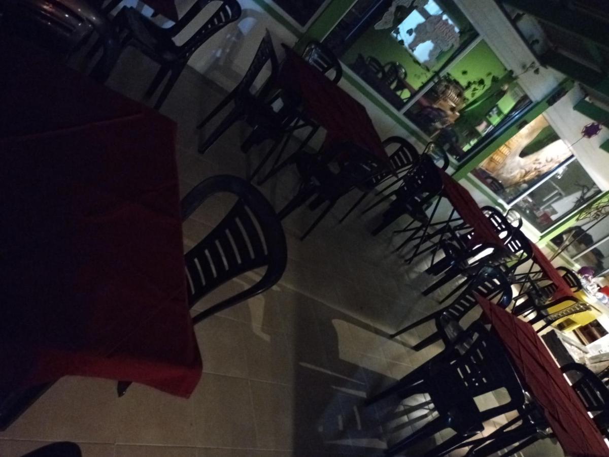 Puerto Pirámides Complejo Aloha酒店 外观 照片
